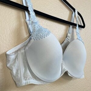 BRAND NEW Push-up 38A